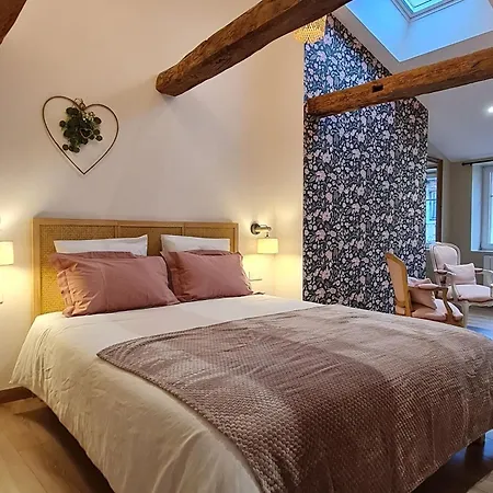 Charmant Gite Medieval A Avec Jardin Et Wifi Inclus - Fr-1-584-367 בית נופש Liverdun